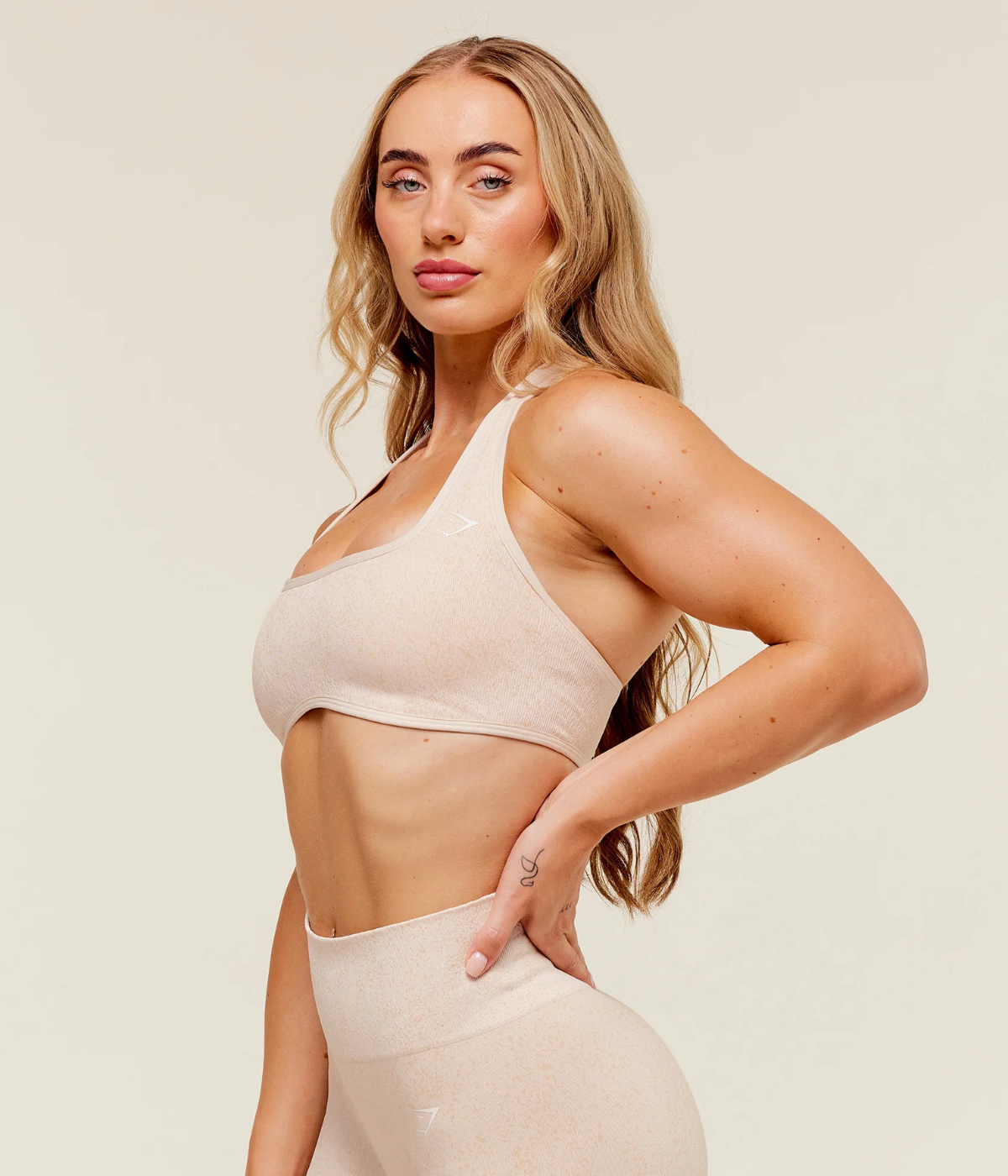GYMSHARK Adapt Fleck x Whitney Halter Yaka Siyah Spor Sütyen