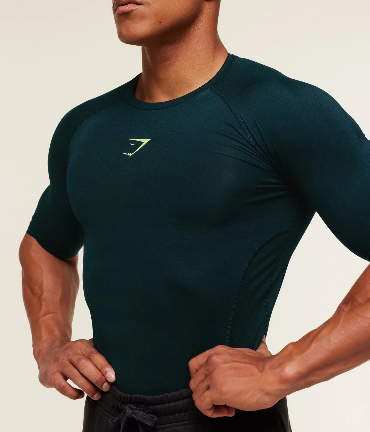 GYMSHARK Element Baselayer Kompresyon Gri Tişört