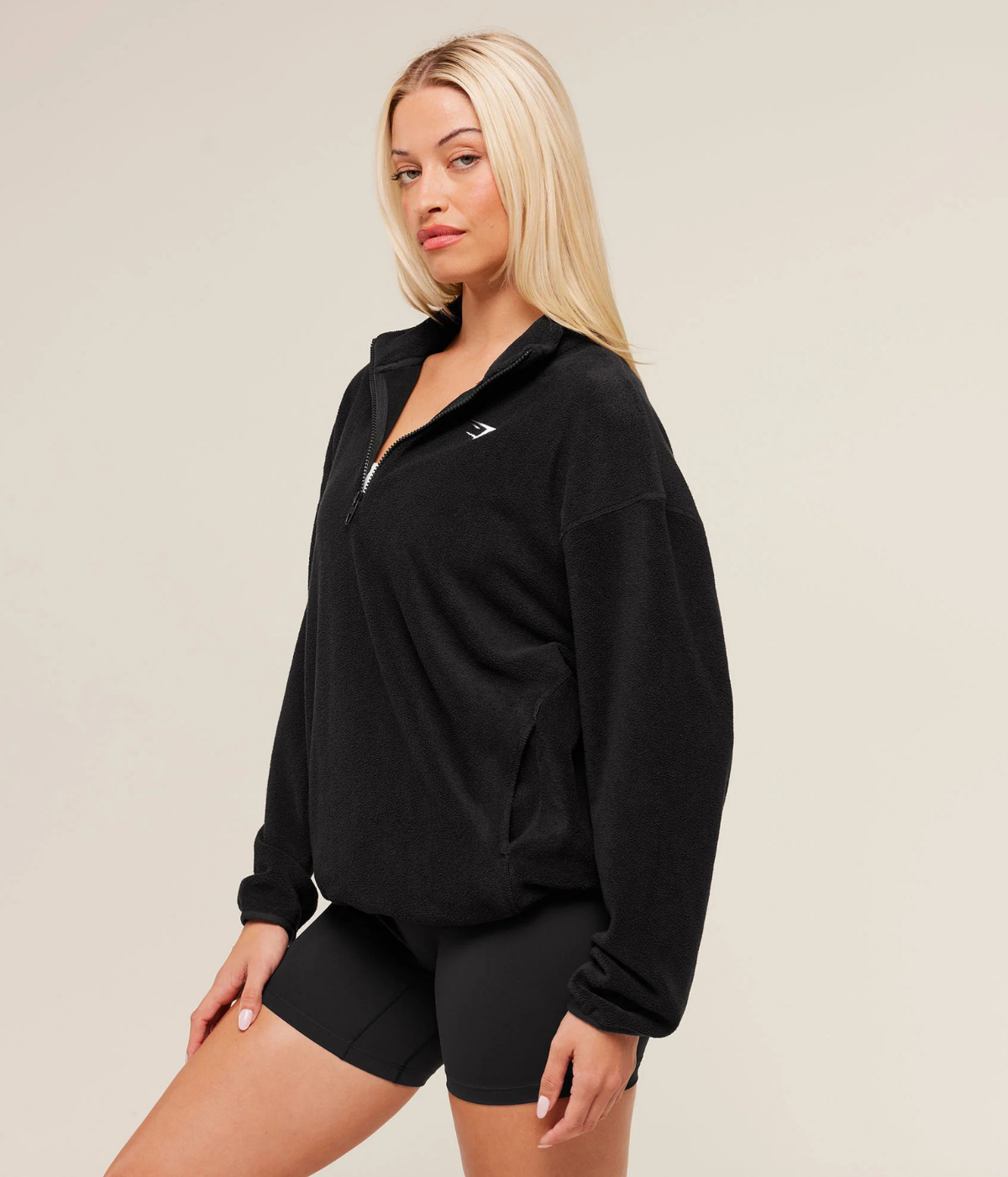 GYMSHARK Polar Çeyrek Fermuarlı Siyah Sweat